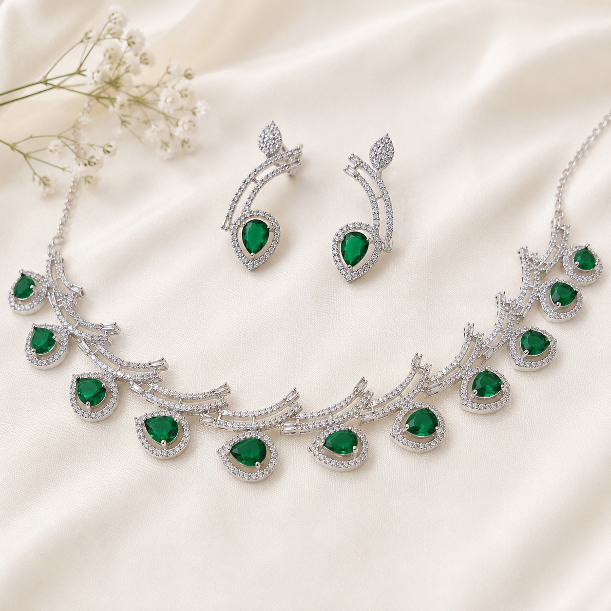 Luxury Pear Cut Emerald Green Crystal Necklace & Earrings Set Main image